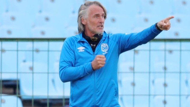 Pelatih Dewa United, Jan Olde Riekerink. [X]